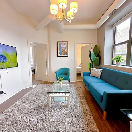 Cozy 420-Friendly 3Br City Retreat Near Mccormick Place, Grant Park And Soldier Field